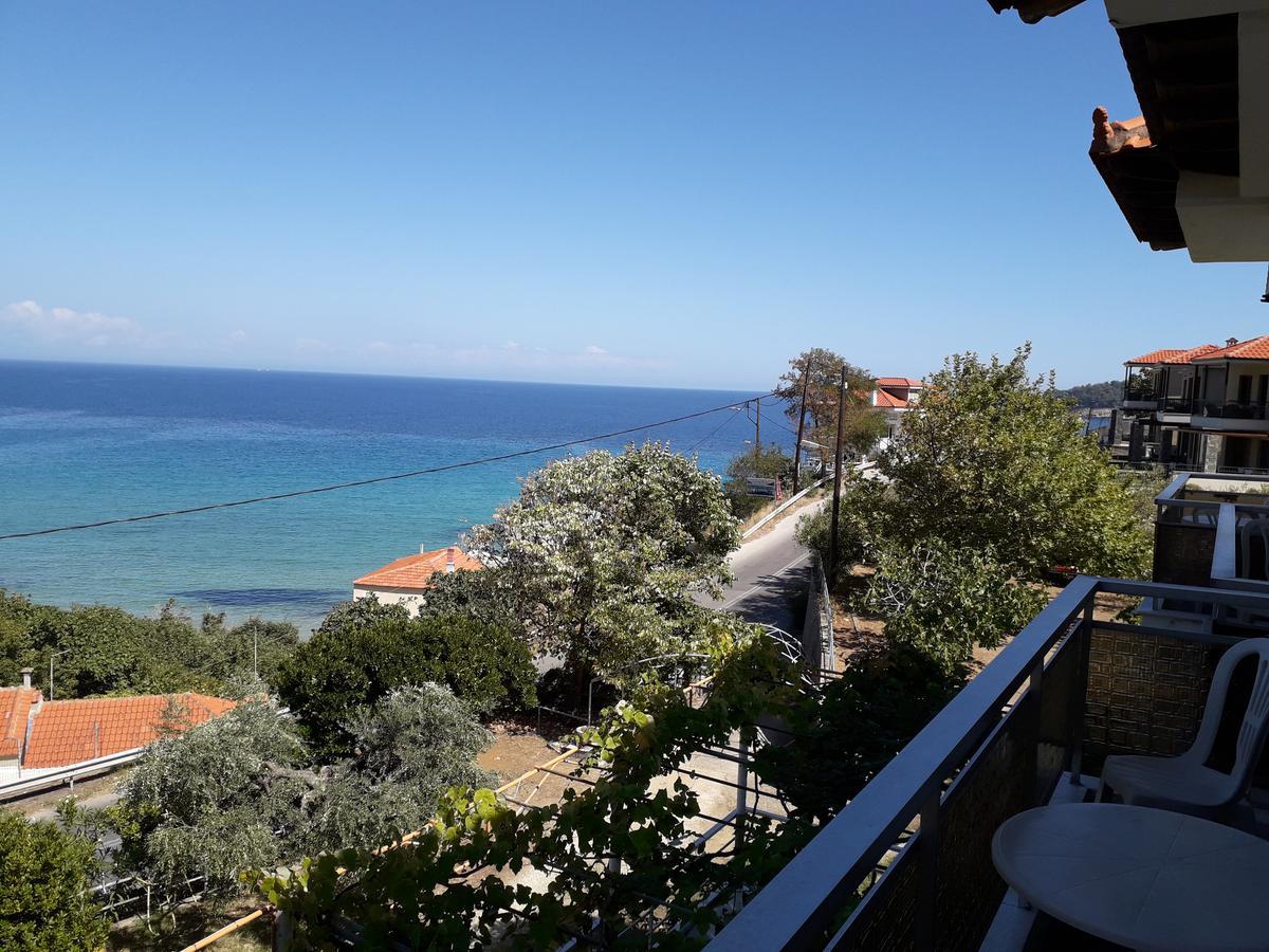 Hotel Kinira Exterior foto